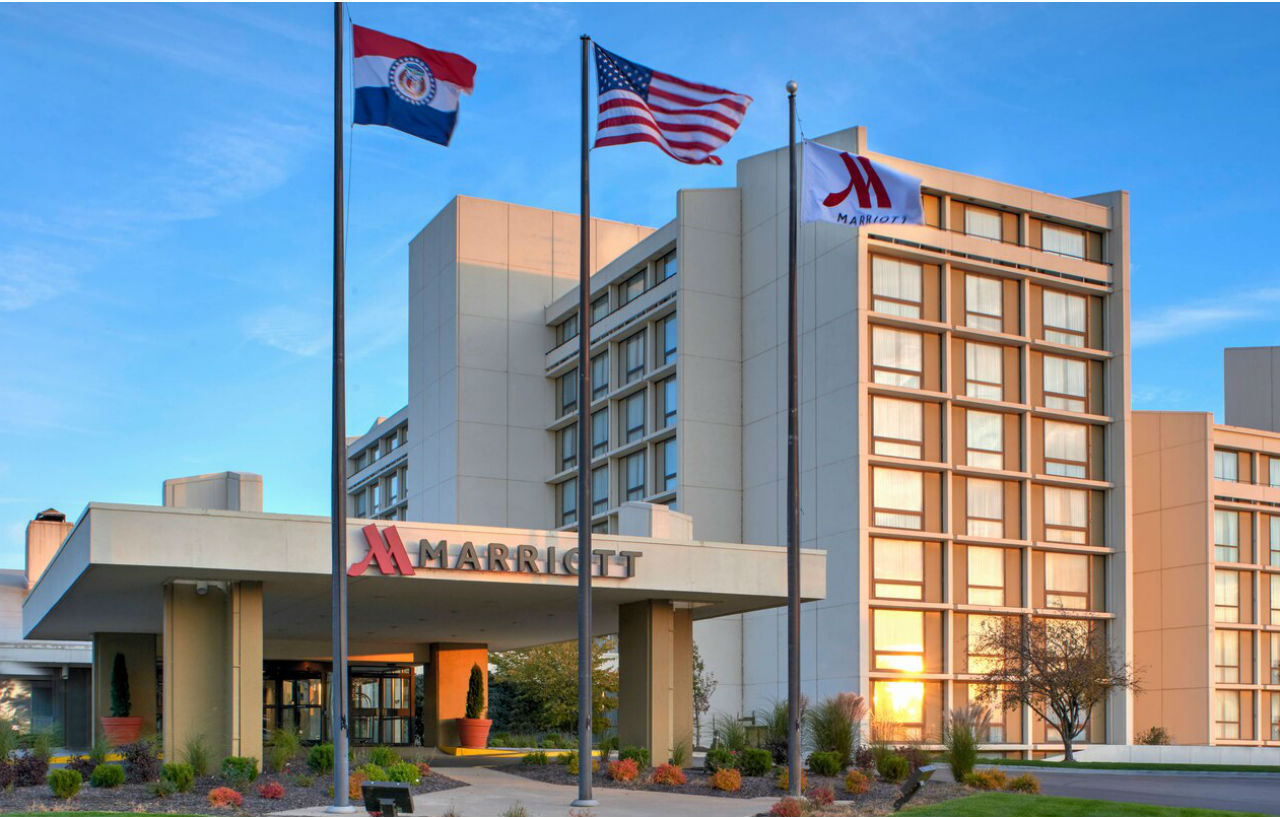 Kansas City Airport Marriott Exterior photo